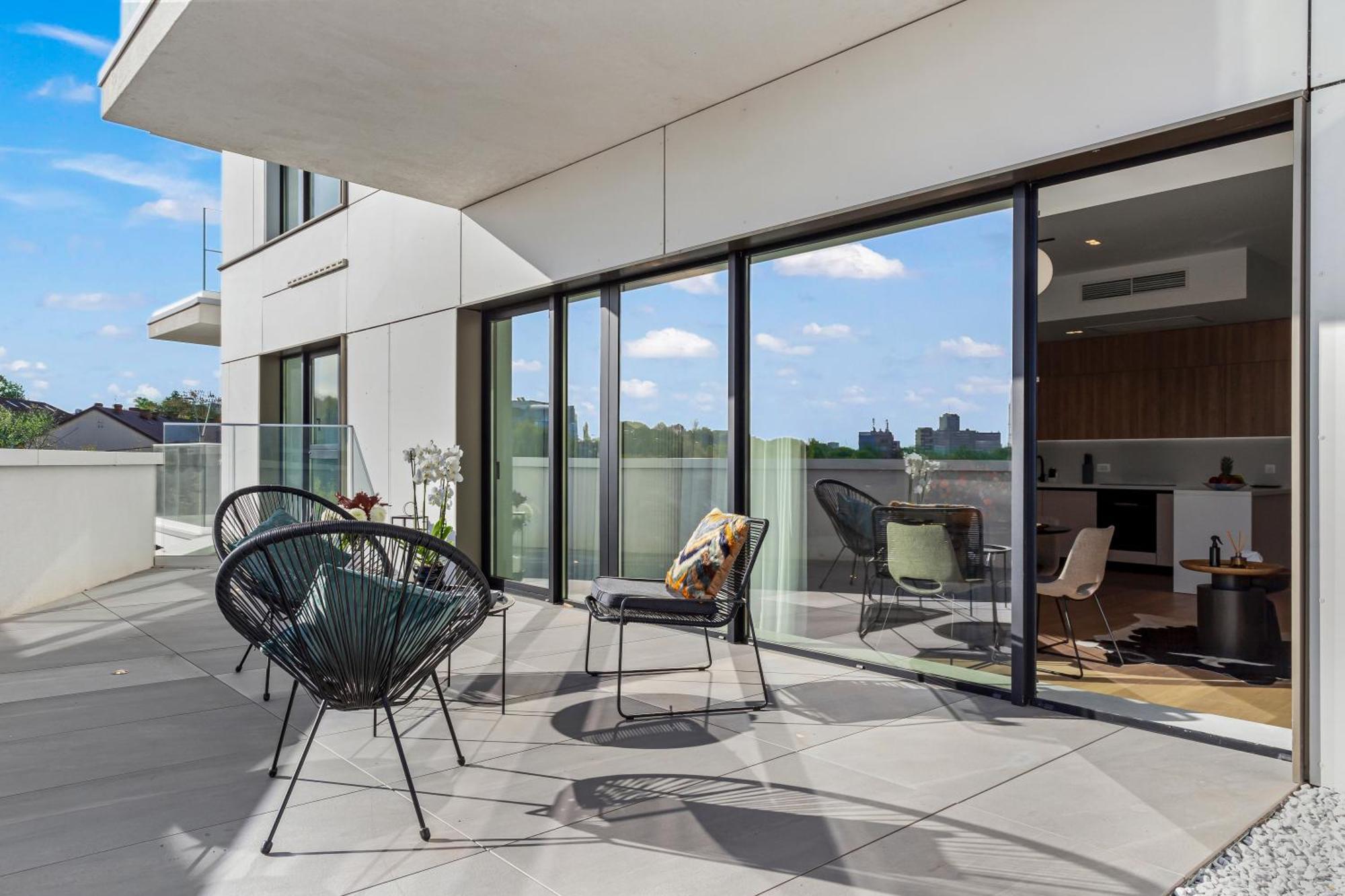 One Verdi Luxury Apartments Boekarest Buitenkant foto